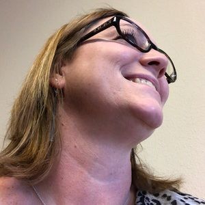 Meet your Posher, Lacey